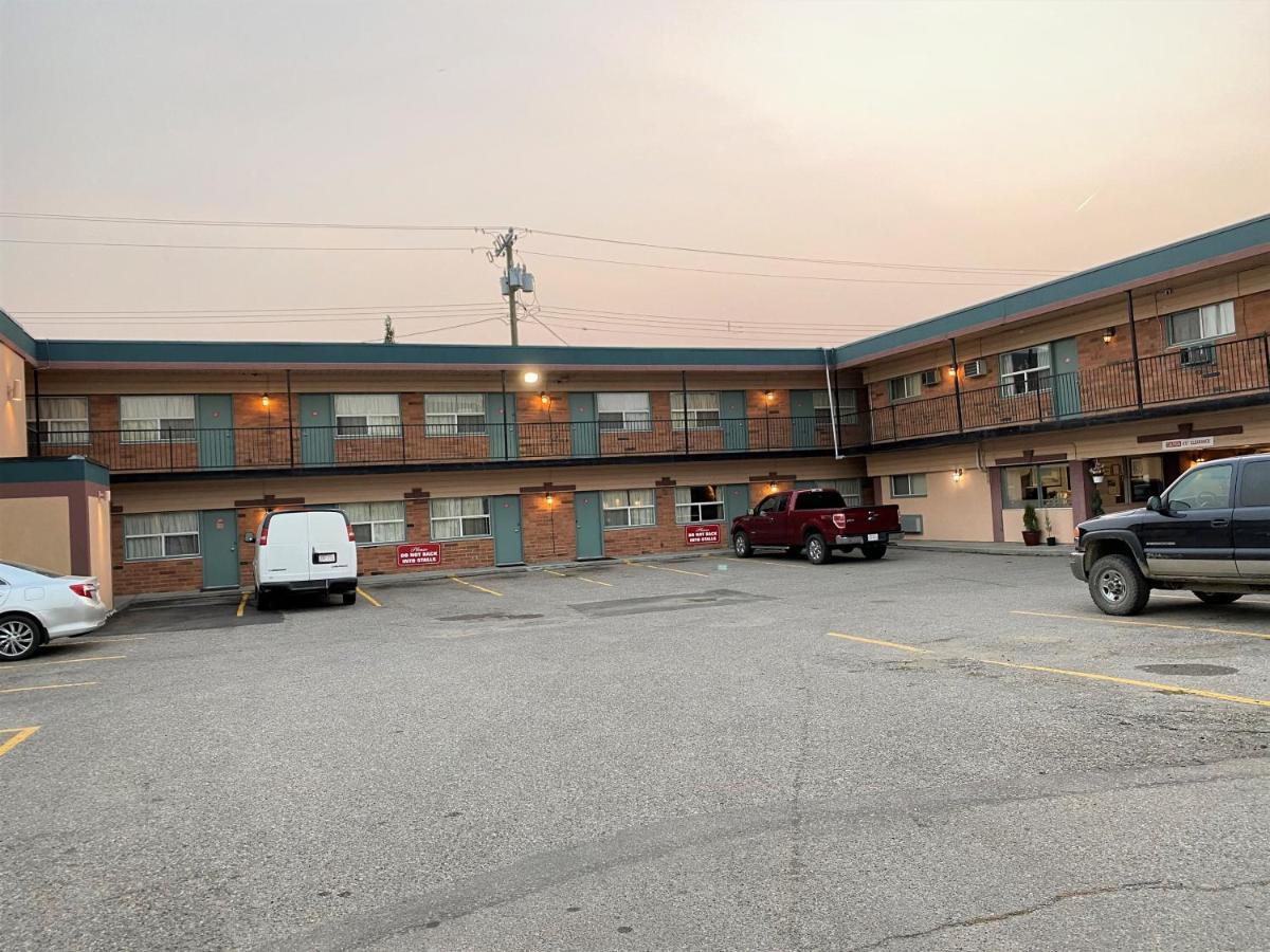 Red Carpet Inn & Suites Calgary Exterior photo