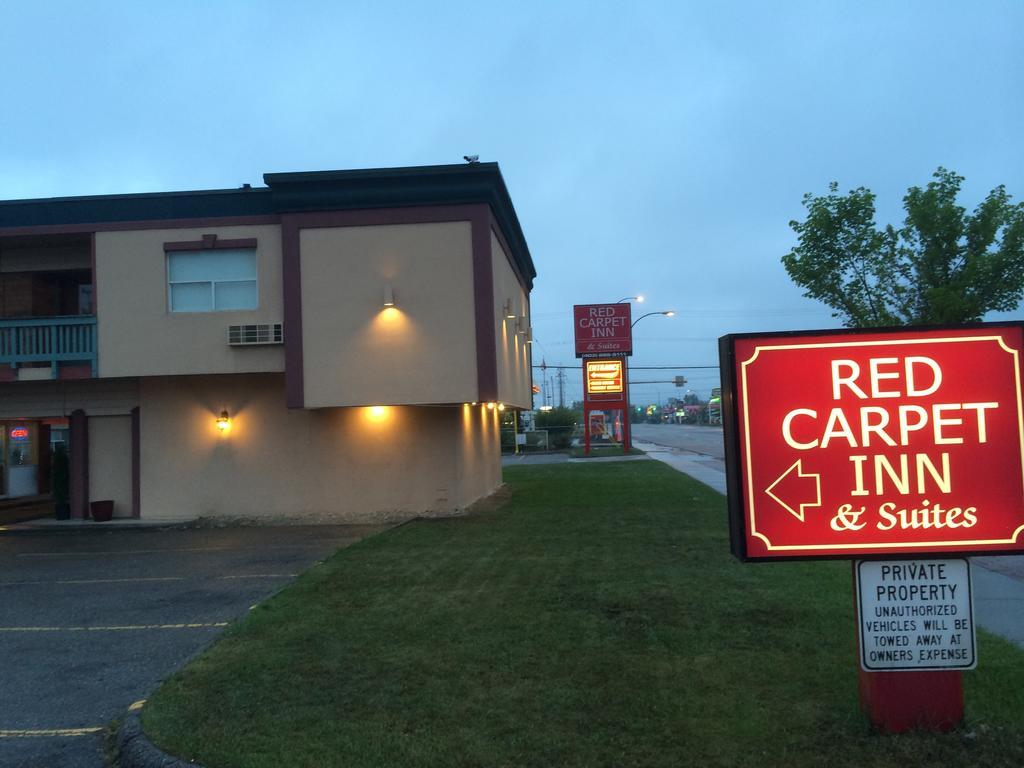 Red Carpet Inn & Suites Calgary Exterior photo